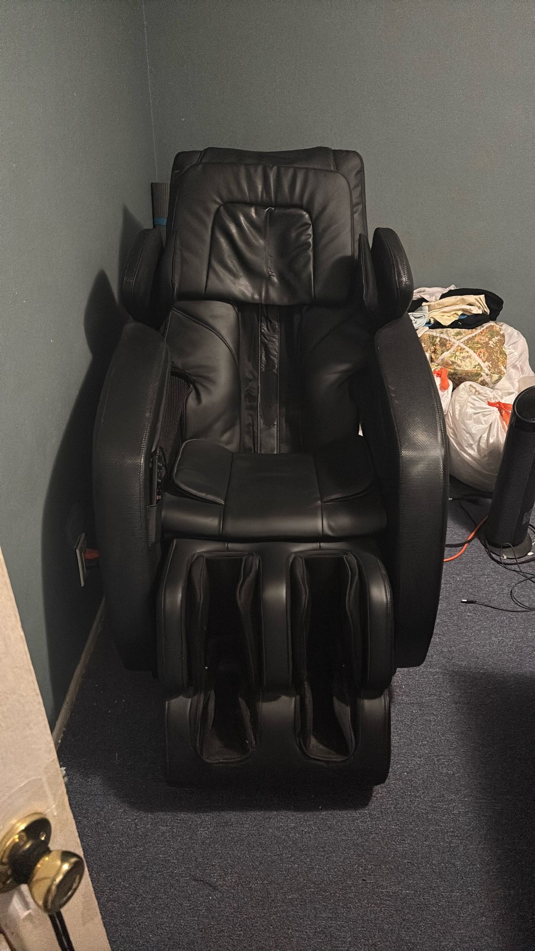 trueMedic Massage Chair