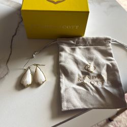 Kendra Scott Dangle Earrings 