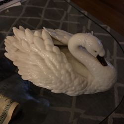 Lenox the Graceful Swan