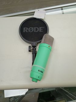 Rode Condenser Microphone with Pop Filter