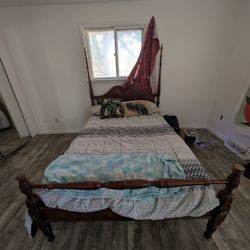 Full Sized Antique Bed