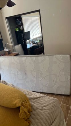 Twin memory foam mattress