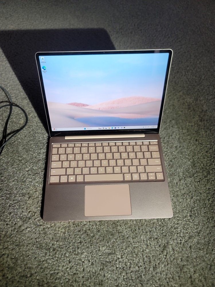 Surface Laptop Go