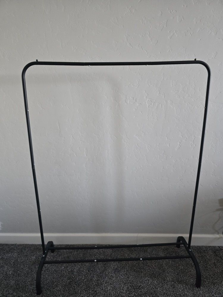 Clothes Hanging Rack