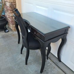 Desk And Chair Or Vanity