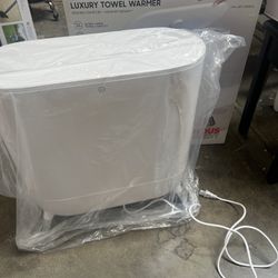 Sharper Image Luxery Towel Warmer