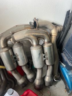 Invidia R400 cat back exhaust