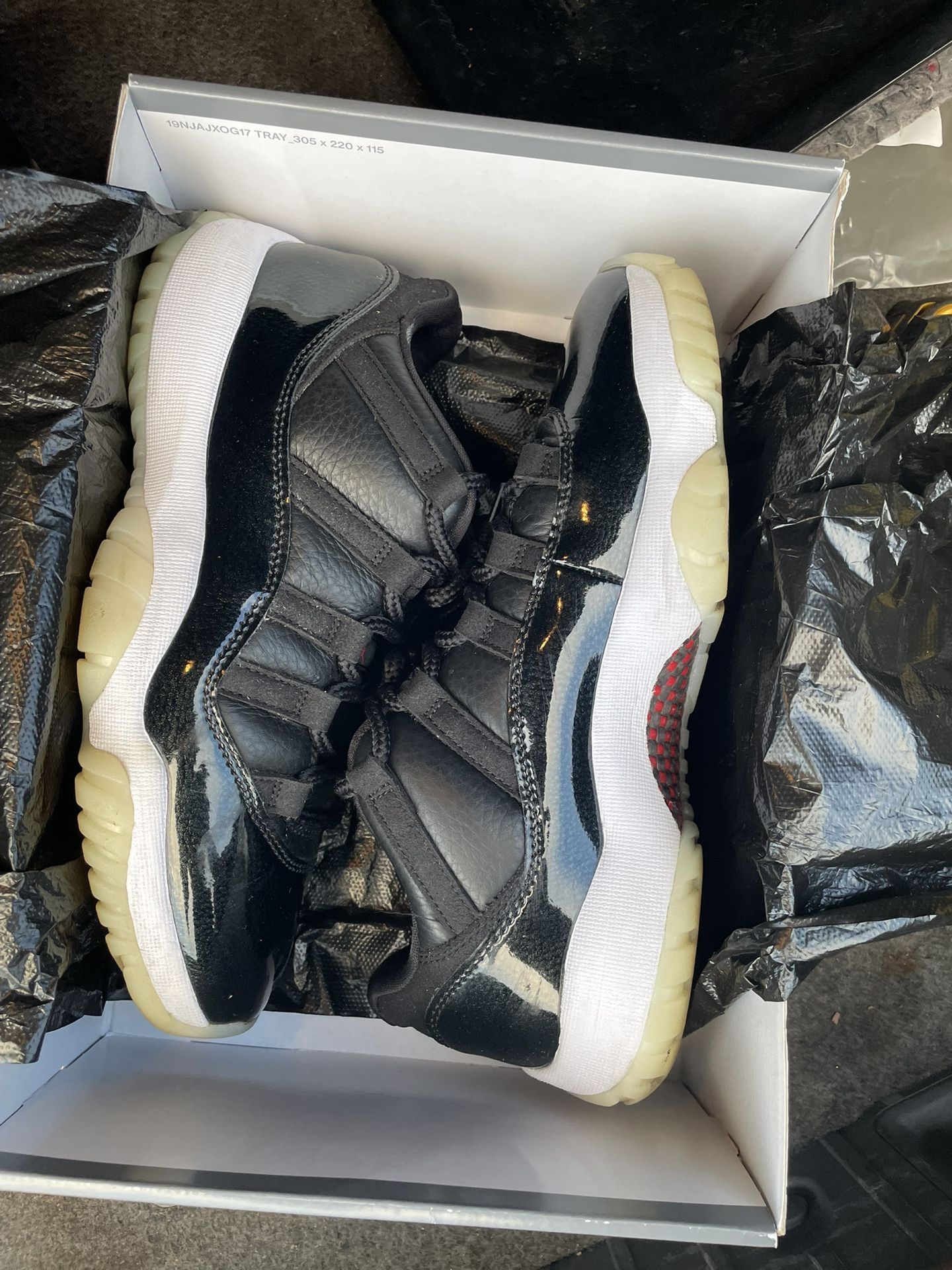 Jordan 11 Lows