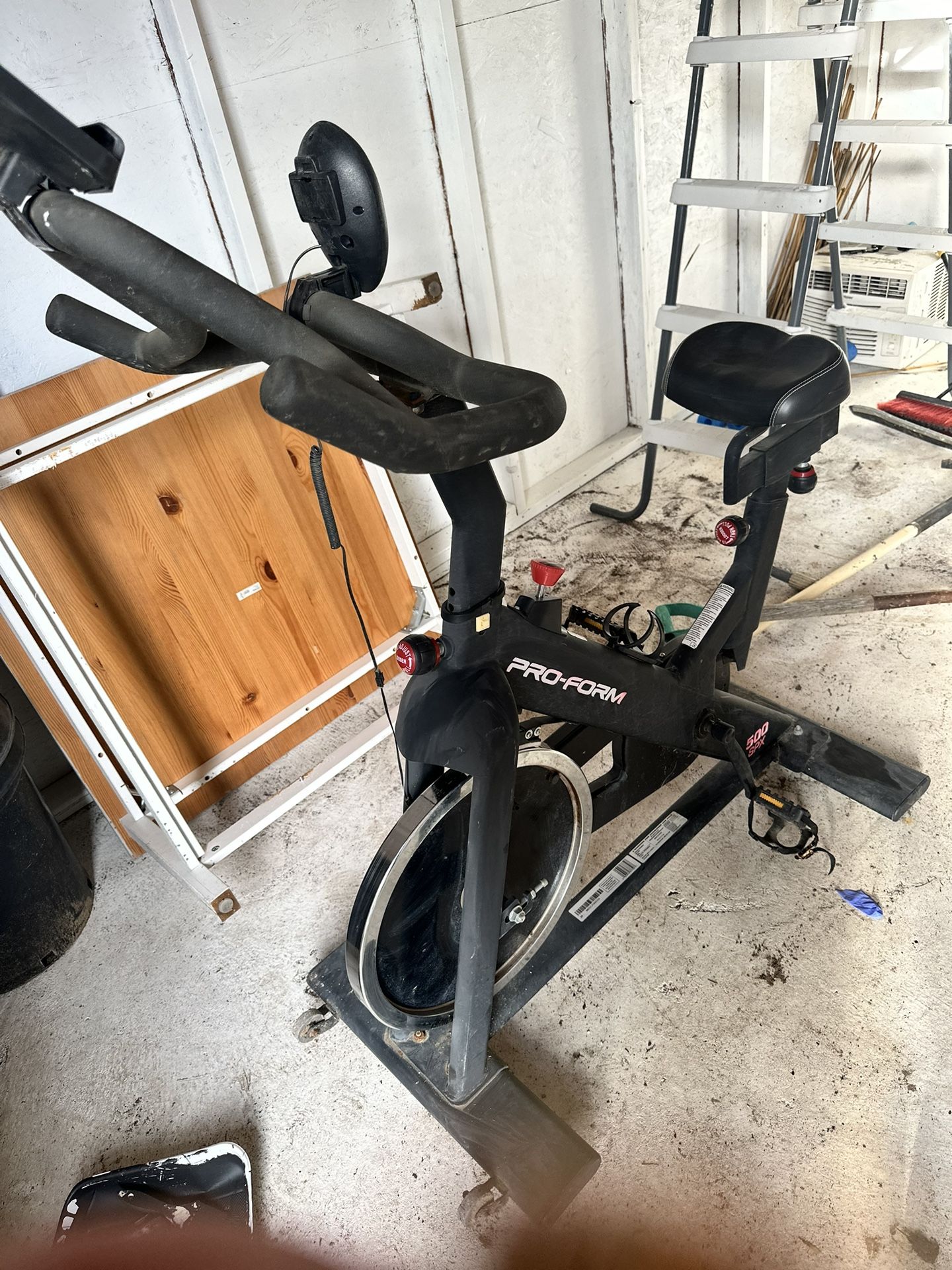 Stationary Exercise Bike