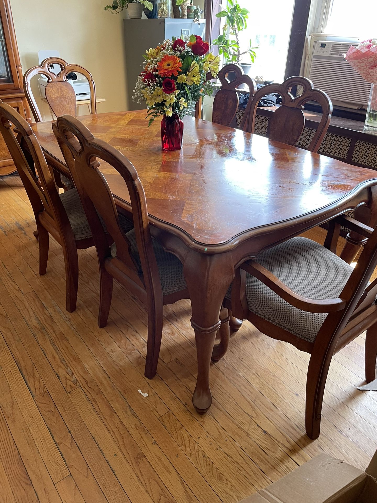 Dining Table And chairs