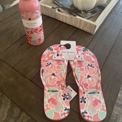 Vera Bradley Flip Flop Sandals & Matching Water Bottle 