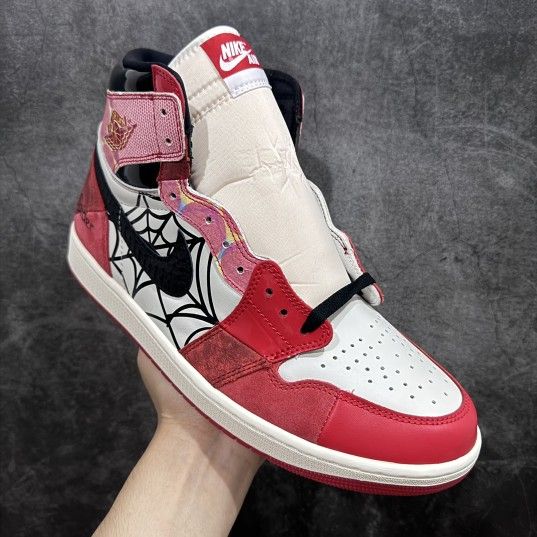 Air Jordan 1 Retro High OGNext ChapterAJ1