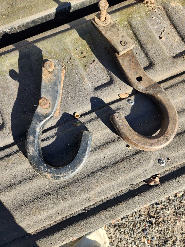 88-98 Chevy/GMC Truck 1(contact info removed) Tow Hook Set