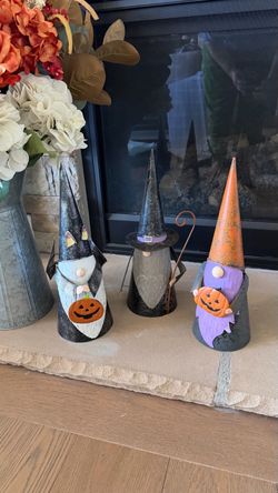 Metal Halloween Gnomes