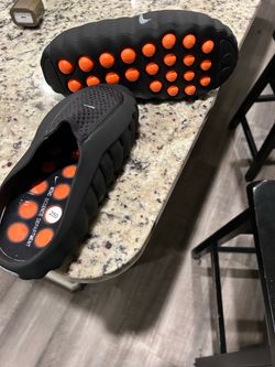 Nike slides