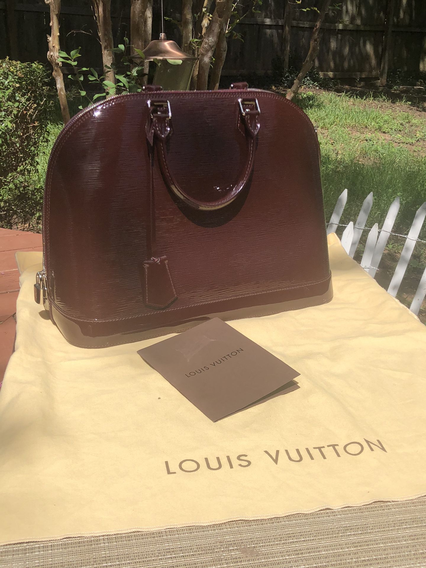 Authentic Louis Vuitton Alma