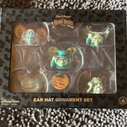 Disney Haunted Mansion Ear Hat Ornament Set/Limited Edition