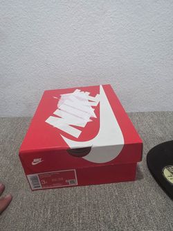 Nike dunk low pink 3Y