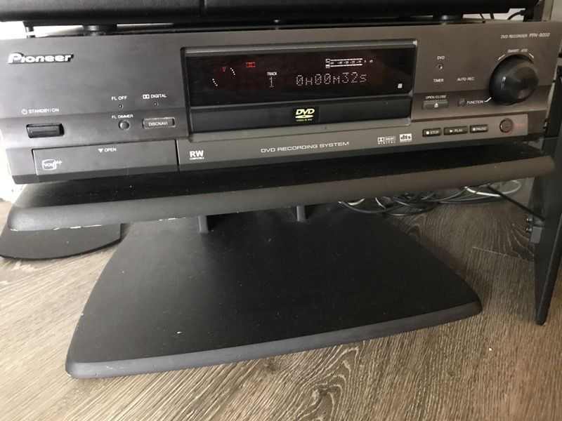 Pioneer Professional DVD Recorder PRV-9000 with remote and manual in PDF (Mint Condition, Hard to get)