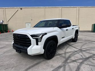 2023 Toyota Tundra CrewMax