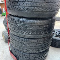 Set of Tires 235/55r17 or 235 55 18 Bridgestone and Continental