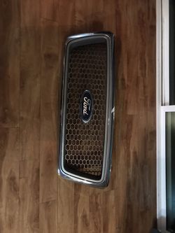 Front OEM Used Grille