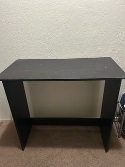 Computer desk