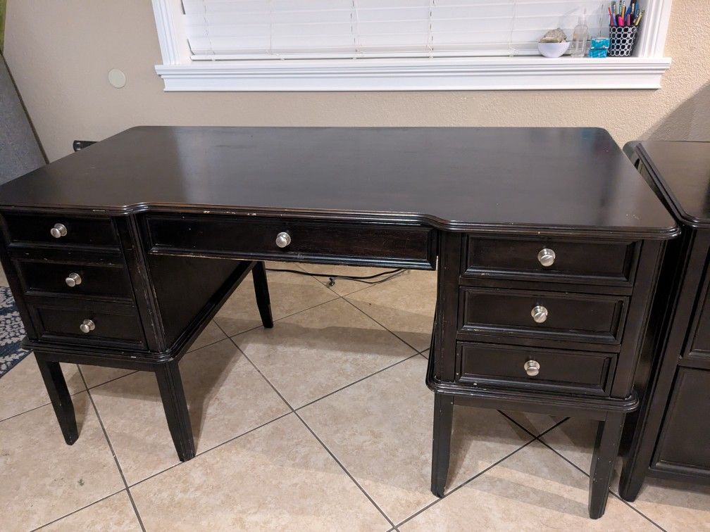 Desk and File Cabinet 