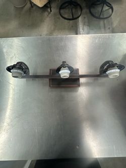 Hampton Bay 21in Moreno Vanity Light