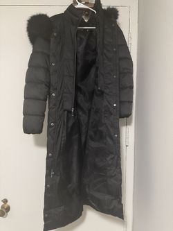 Tahari Puffer Coat 