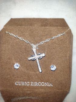 4 pc ,necklace and earring set