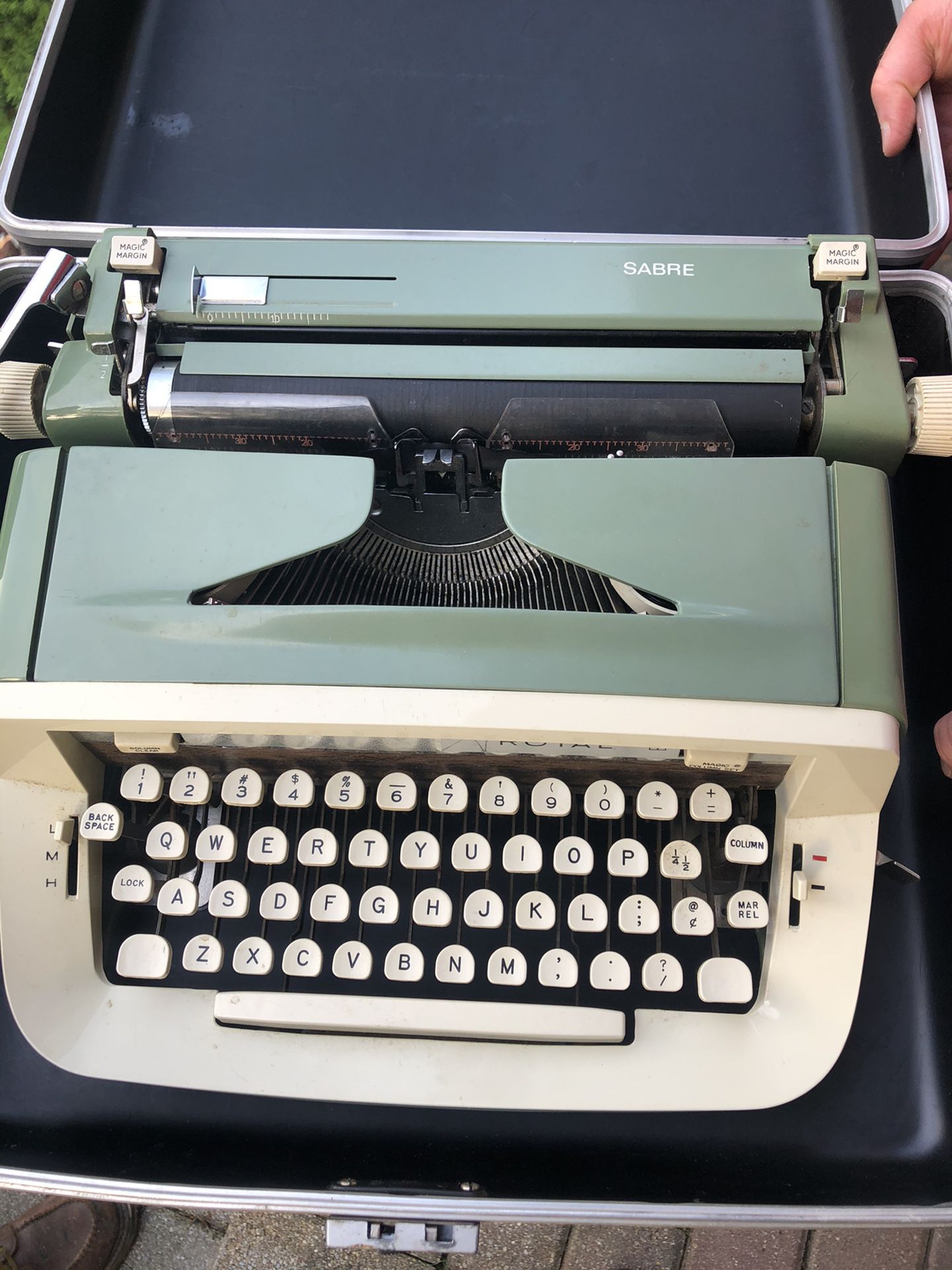 Royal Sabre Typewriter