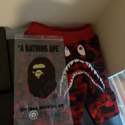 Bape Shorts Red Camou
