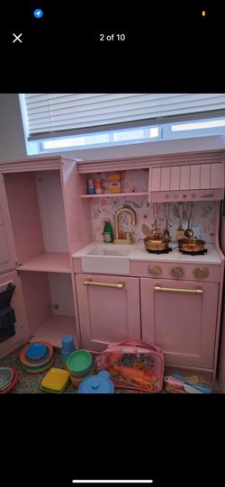 Pretend play kitchen with accessories