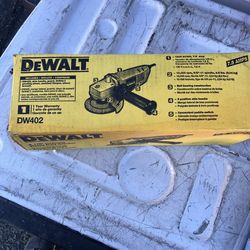 DeWalt DW402 4 1/2 inch heavy duty angle grinder