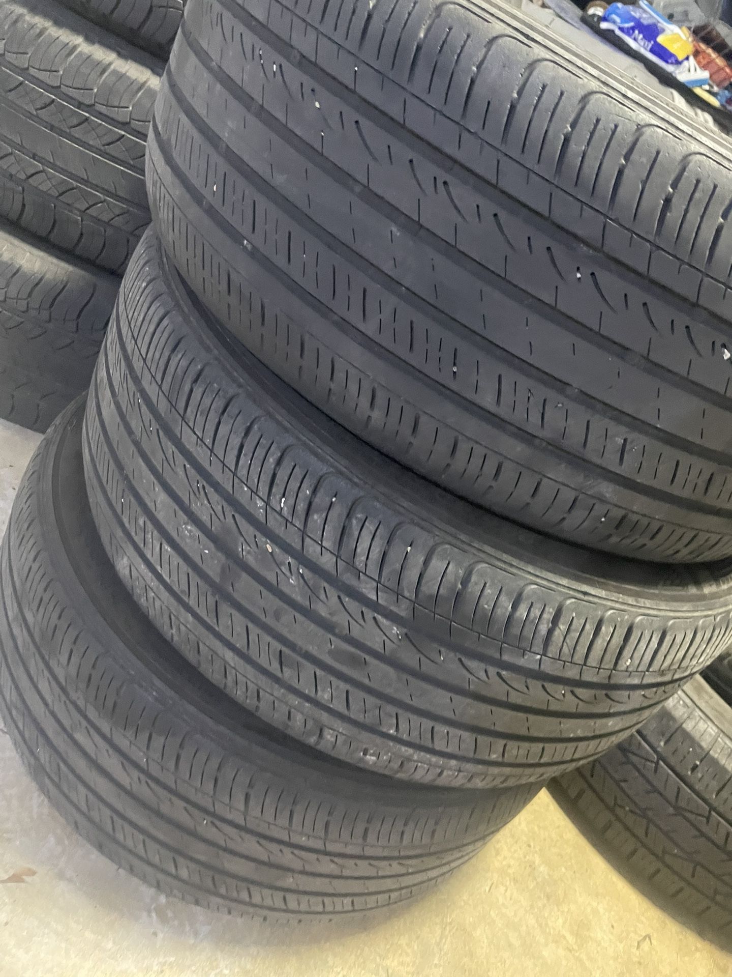 (Set of 3)225/40R18