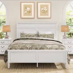 Atila Distressed White Modern Crown Molding Solid Wood Frame Queen Size Platform Bed with Headboard