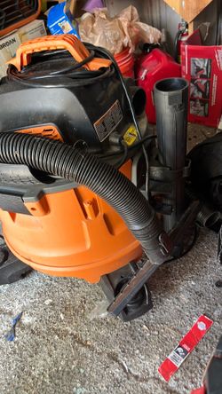 Shop vacuum