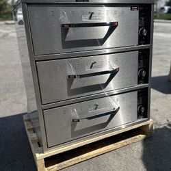 Hatco HDW-3 29.5"W Freestanding Warming Drawer w/ (3) 21.5" Compartments, 208v/1ph