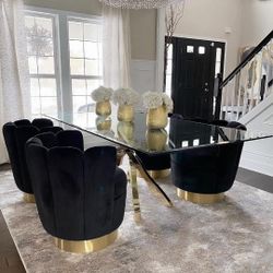 Designer Dining Set In Stock For Fast Delivery 