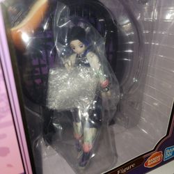 Shinobu Kocho Figure