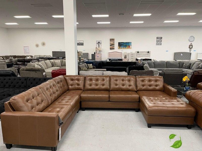 Real Leather Sectionals Sofas Couchs Finance and Delivery Available 