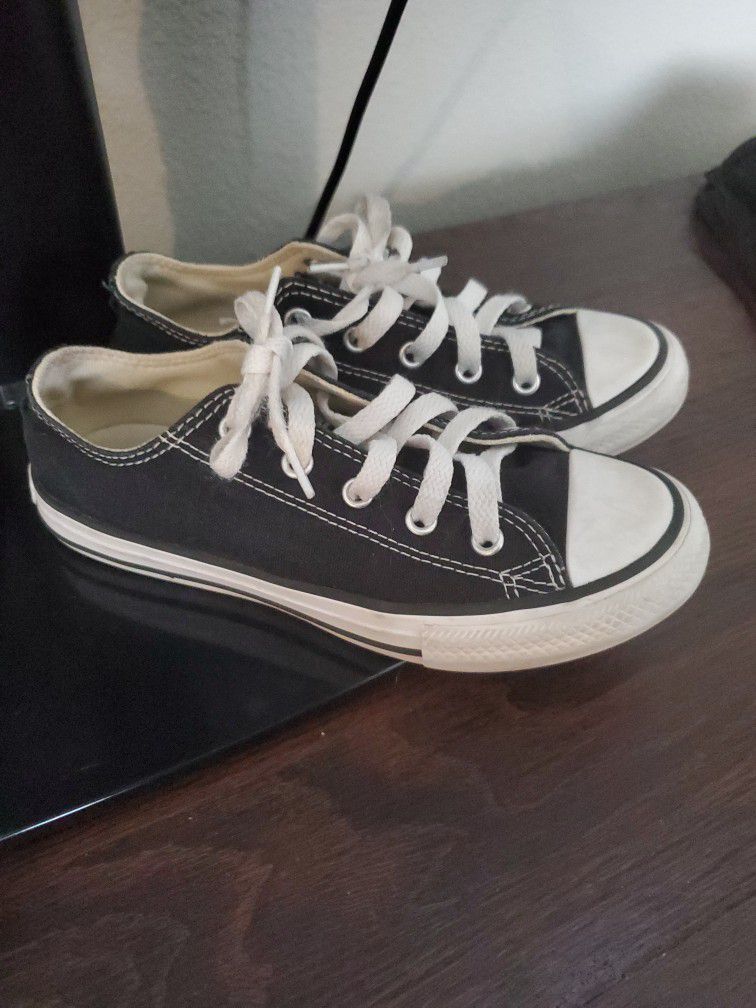 Converse Shoes Size 1 Kids