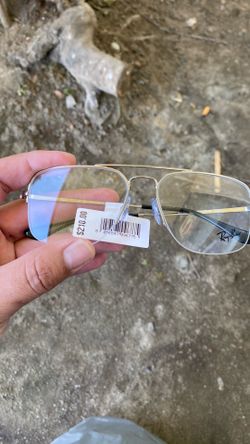 Ray-bans brand new 100$