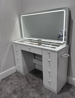 Condition: Gently used / Like new   Color: [white, rose gold]  Material: [wood, MDF, glass top,.]