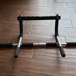 Home Pull Up Bar
