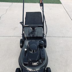 Honda Commercial Self Propel Lawnmower 