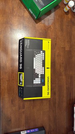 CORSAIR Vanguard 96 Keyboard