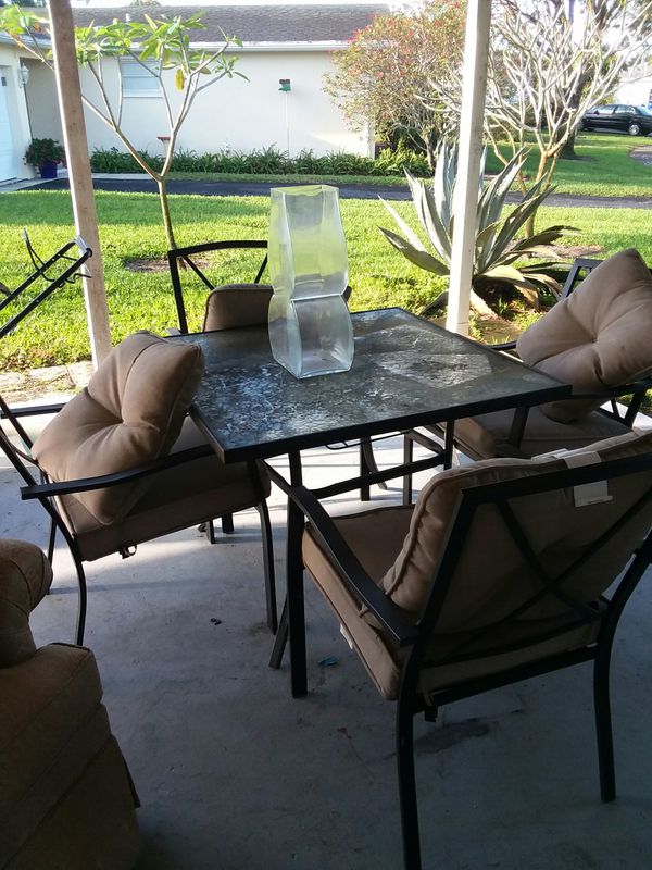 Patio table set for Sale in West Palm Beach, FL OfferUp