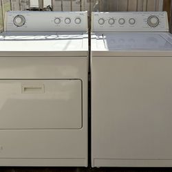 Washer & Dryer / Lavadora & secadora